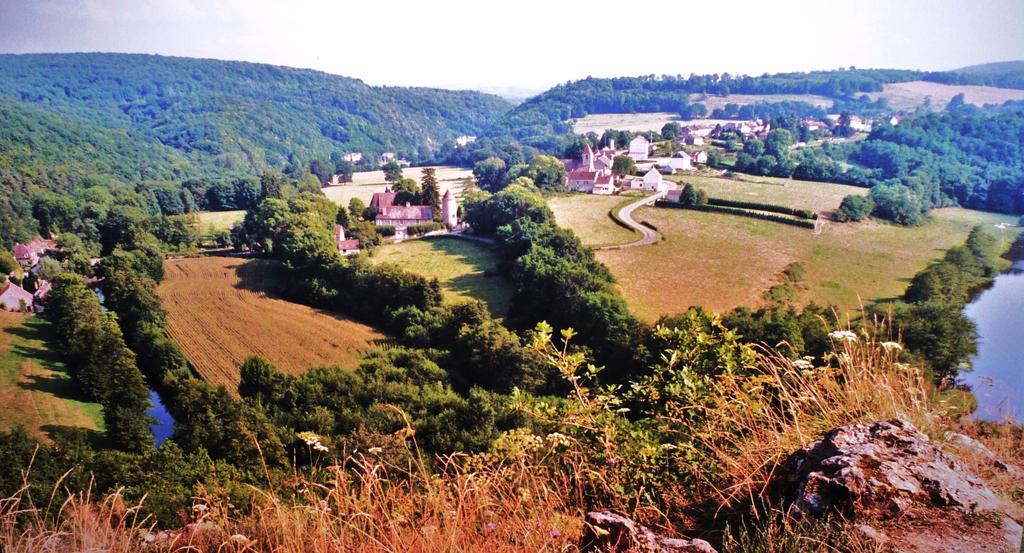 فندق La Maison De Cure Domecy-sur-Cure المظهر الخارجي الصورة